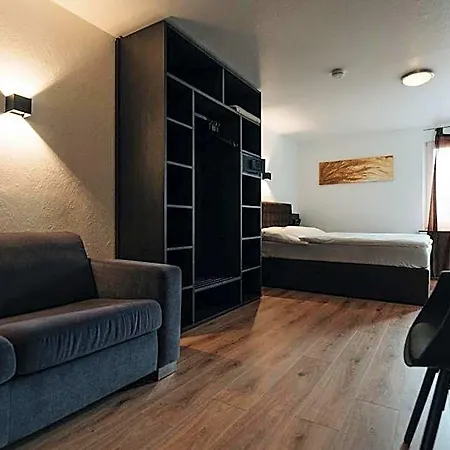Hotel Latio *