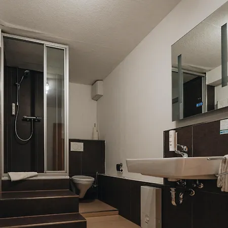 Restaurant Latio מלון *